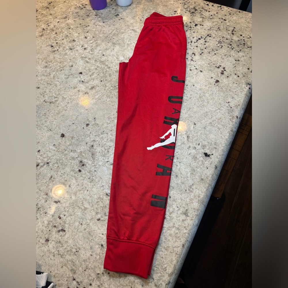 Jordan youth medium pants